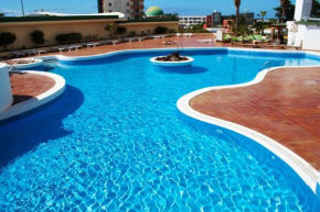 Cozy 2bd sea view apartment